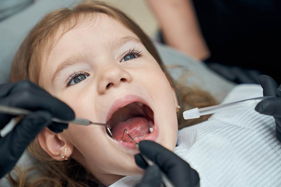 Dentista especializada em Tratamento Ortodontico com Alinhadores Transparentes na Barra da Tijuca - RJ